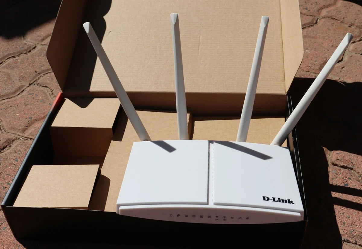 DLink DWR-M961 Front Top